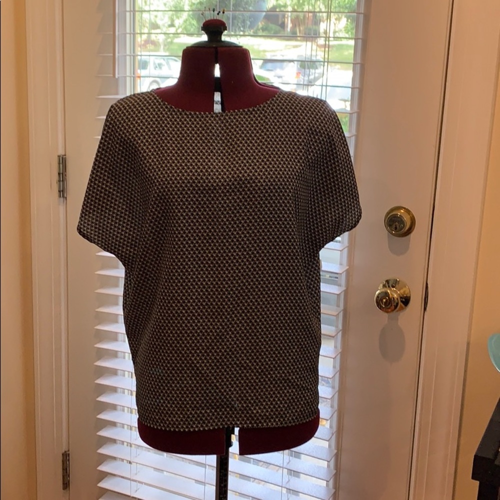 Loft patterned top